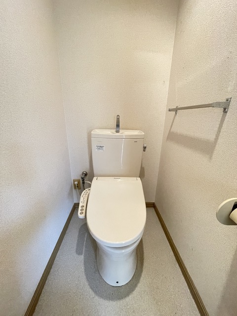 アイナレアテラスF棟のトイレ写真