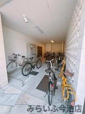 駐車場　駐輪場