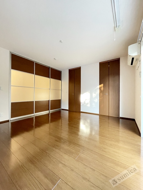 その他部屋・スペース　落ち着いて過ごせるお部屋、寝室にはピッタリでないでしょうか。