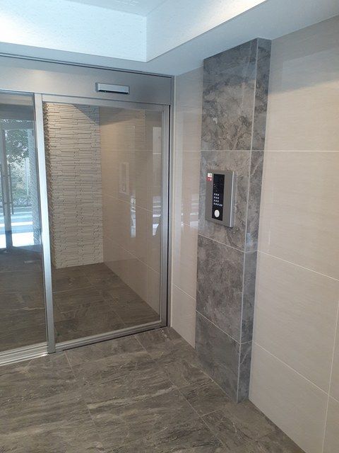 エントランス　毎日通るエントランスはこのようになっています