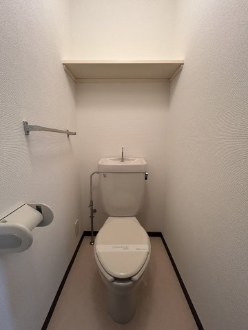 トイレ　参考内装写真