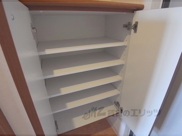 収納　下駄箱
