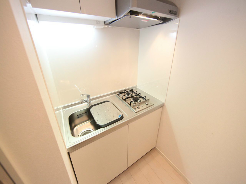 キッチン　システムキッチン（ガス2口）冷蔵庫・レンジ等ご用意できます