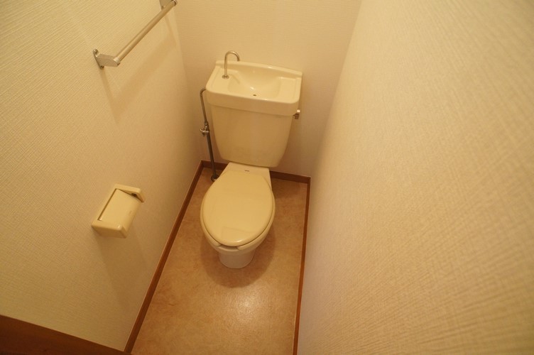 メゾン末広のトイレ写真
