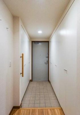 東京メトロ有楽町線 豊洲駅 徒歩1分 40階建 築21年の玄関写真