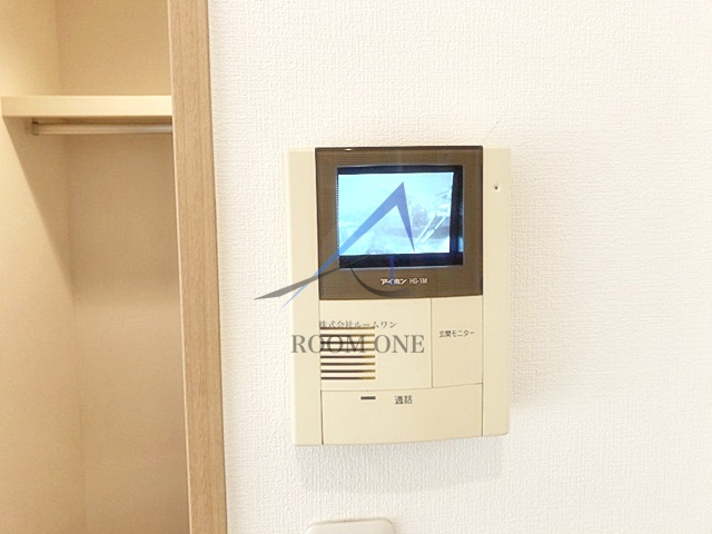 セキュリティ　モニター付きインターホンです。