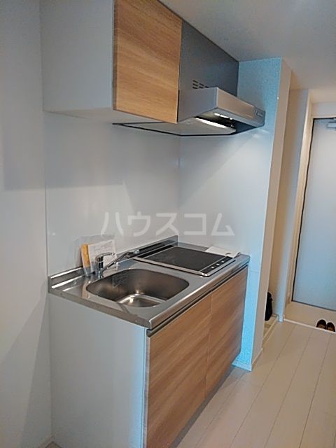 小田急江ノ島線 大和駅 徒歩5分 3階建 築8年のキッチン写真