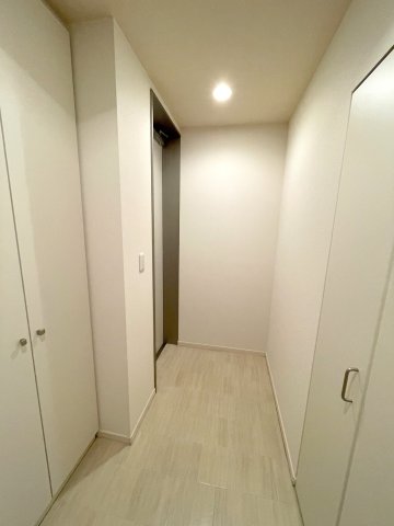 玄関　★※同タイプ別室の参考写真です★