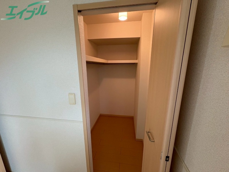 収納　反転タイプ参考写真