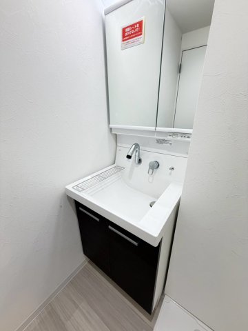 洗面設備　詳細は、RISUMO江坂本店までお問合せください♪
