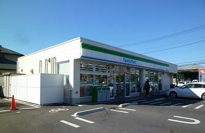 コンビニ　ファミリーマート沼津片浜店（コンビニ）まで850m
