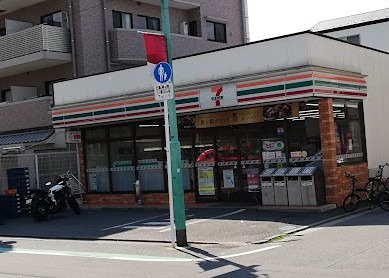 コンビニ　セブンイレブン 葛飾四つ木1丁目店（コンビニ）まで445m