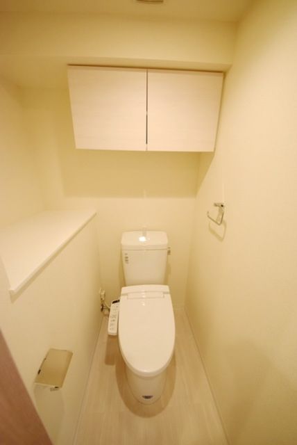 東京メトロ半蔵門線 錦糸町駅 徒歩12分 7階建 築11年のトイレ写真