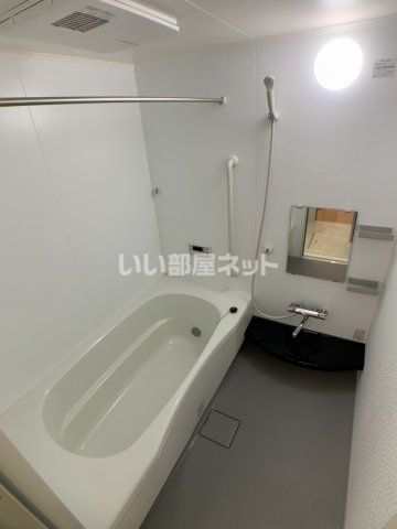高松琴平電鉄長尾線 林道駅 徒歩9分 3階建 築18年の風呂写真