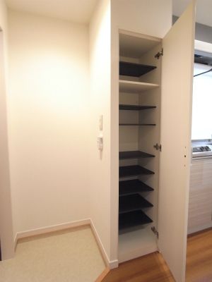 玄関　★シューズBOXの収納力◎★