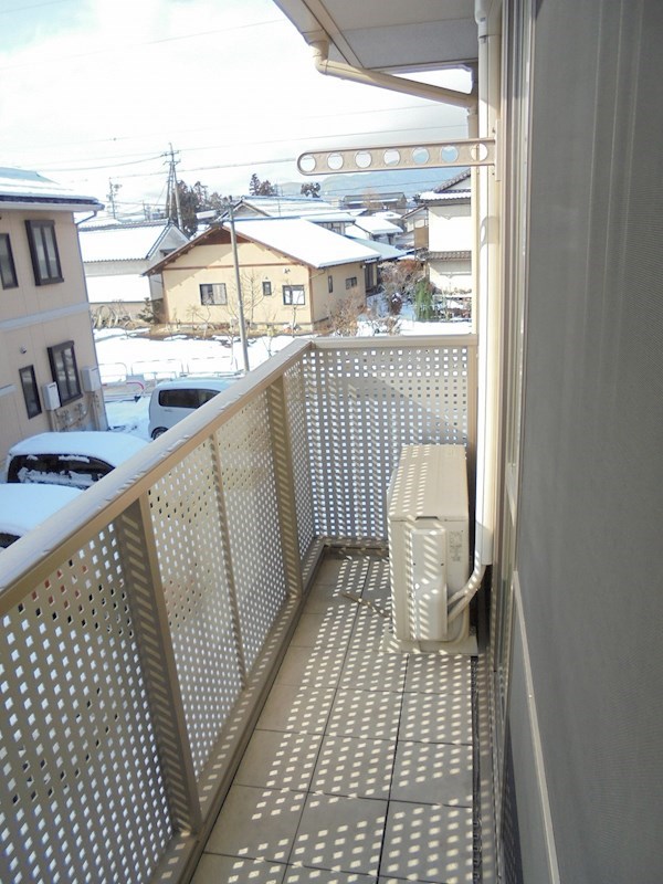 バルコニー　写真は202号室です（参考）