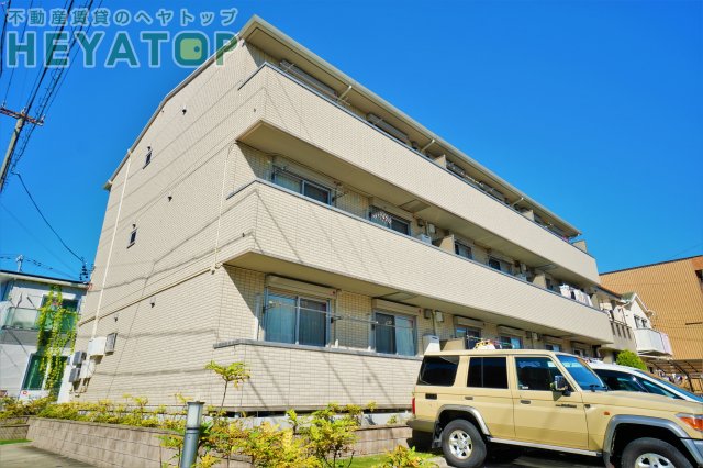 地下鉄名城線 新瑞橋駅 バス乗車時間：6分 最寄りバス停で下車 徒歩8分 築15年