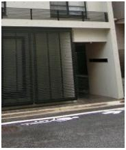 エントランス　建物の内部です