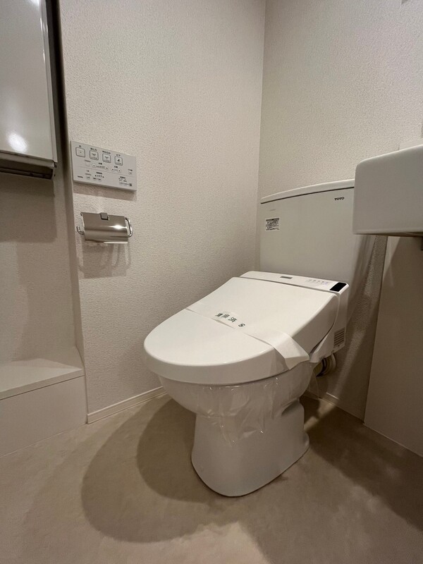 トイレ　落ち着いたトイレです