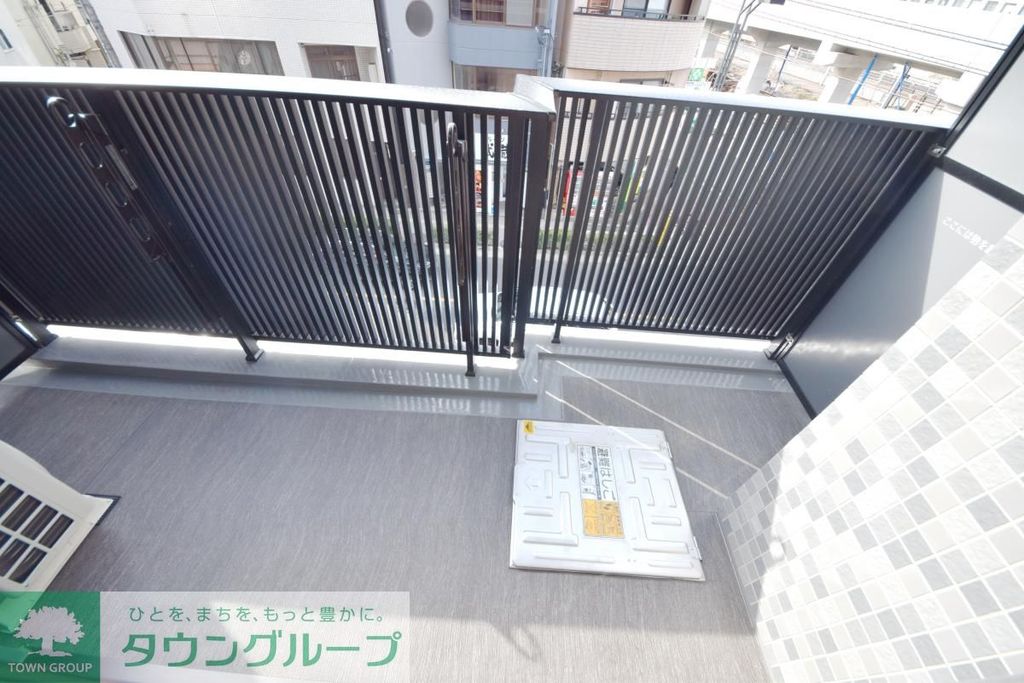 バルコニー　バルコニ