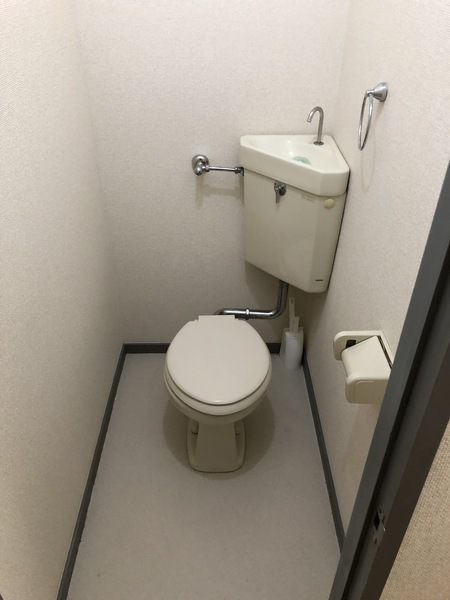 フローレス唐原のトイレ写真