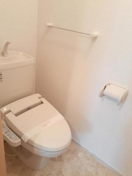 アプリコット Dのトイレ写真