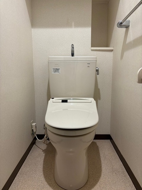 クレッセント上野毛IIのトイレ写真