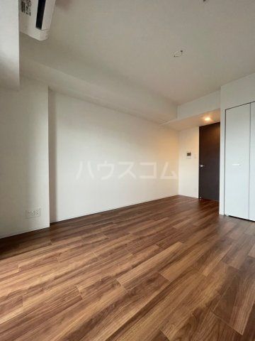 アプリーレ松屋町の居間写真