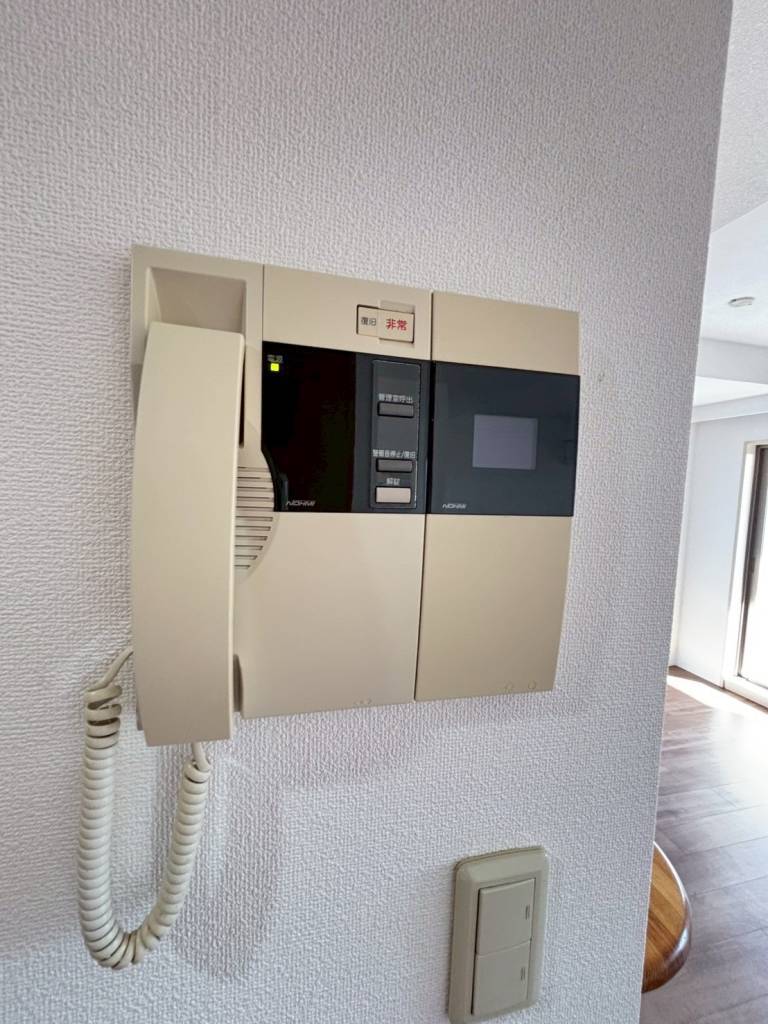 セキュリティ　ＴＶモニター付きインターホン