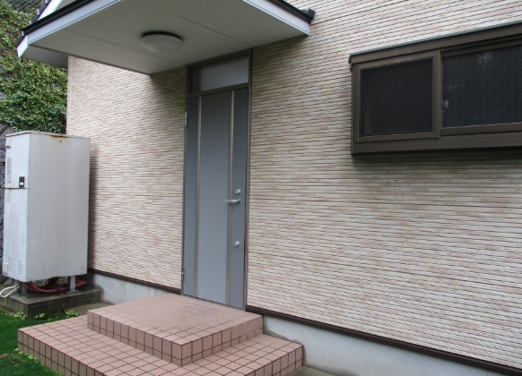 建物外観　桜坂2丁目の戸建をご紹介いたします。