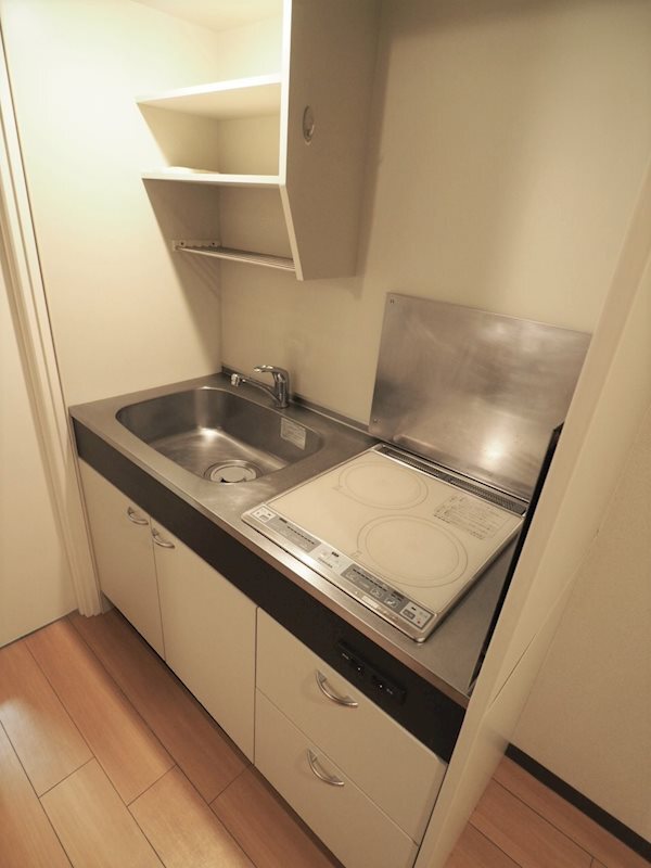 キッチン　※同物件、別部屋の写真です。
