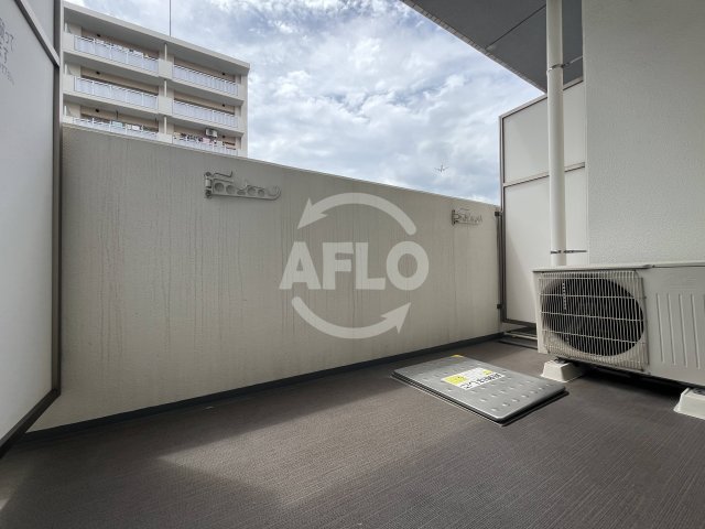 バルコニー　レジディア新大阪　バルコニー