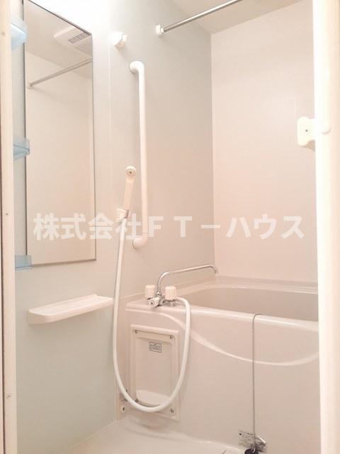 バス・シャワールーム　バス