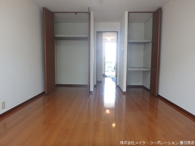 居室・リビング　写真は同型タイプ