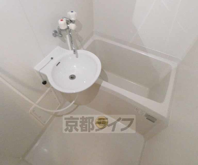レオパレス円町の風呂写真