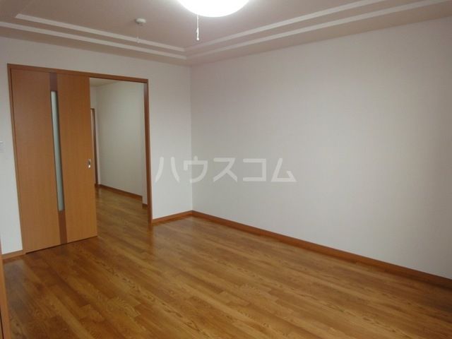サンメゾン高畑の内装写真