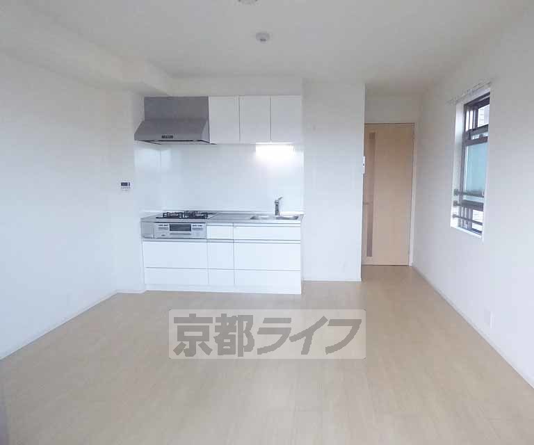 居室・リビング　広々としたリビングです。