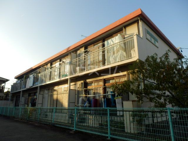 名古屋市南区白雲町のアパートの建物外観