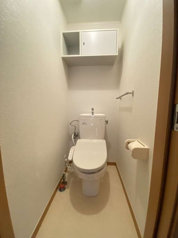 滝川市泉町2LDKアパートD棟のトイレ写真