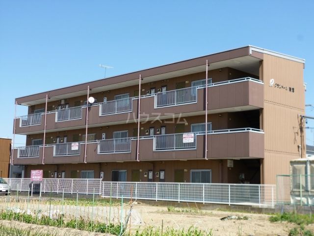 岩倉市大地町のマンションの建物外観