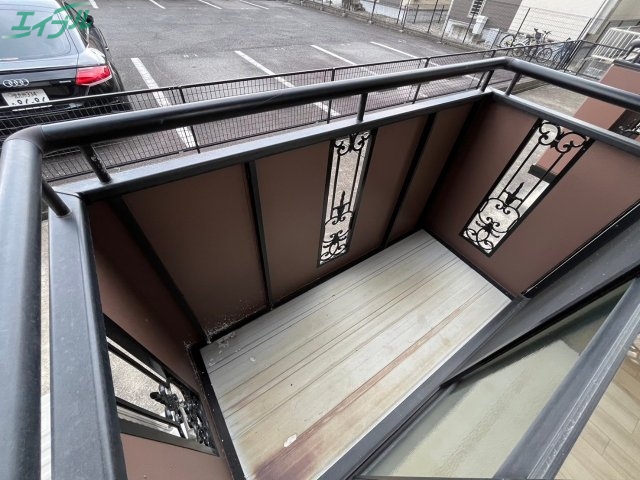 バルコニー　別部屋同型写真です。