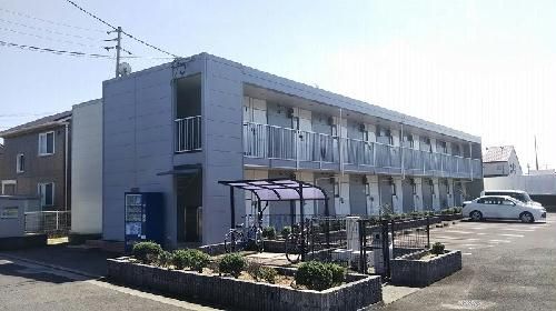 高松市鬼無町藤井のアパートの建物外観