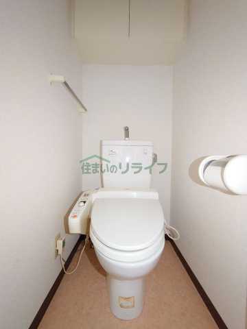 トイレ　別部屋参考写真となります。
