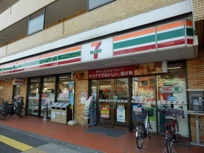 コンビニ　セブンイレブン大田区上池台店（コンビニ）まで895m