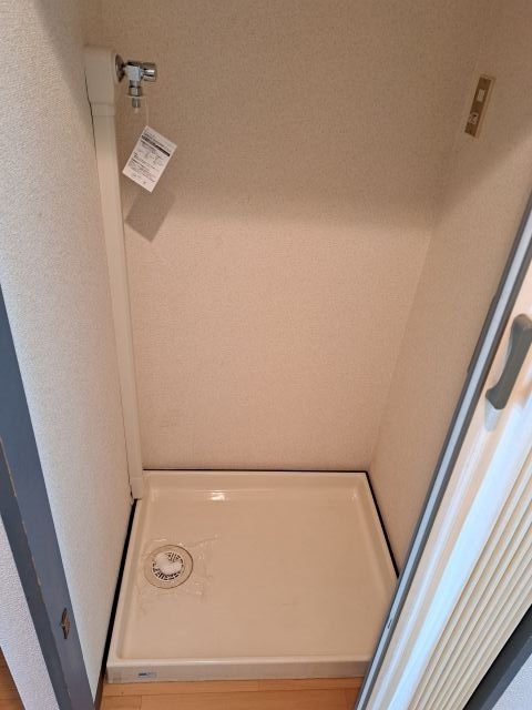 洗面設備　洗濯機置き場