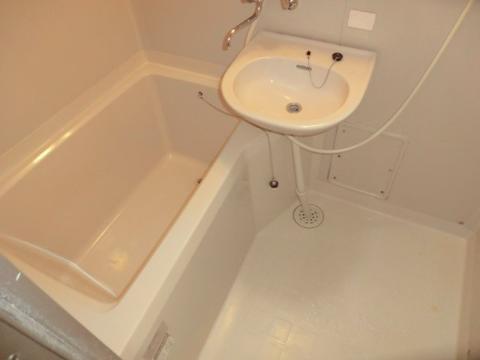 　バス・シャワールーム　バス（イメージ）