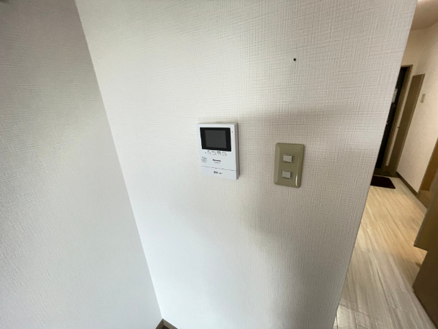 セキュリティ　ＴＶモニターホン付きです。