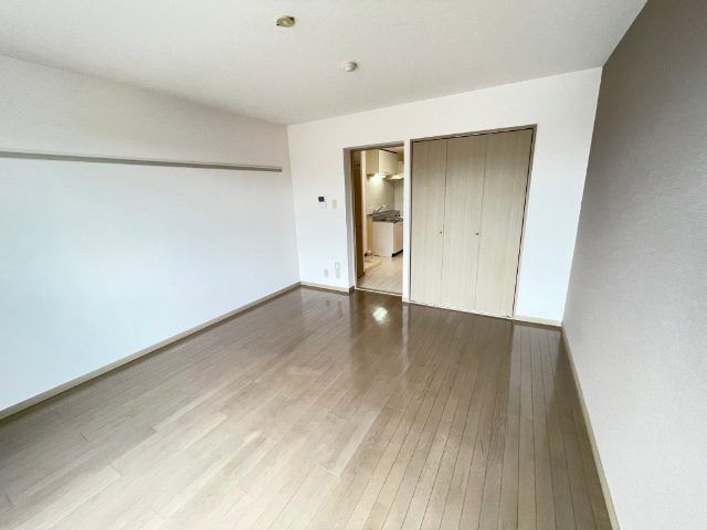 居室・リビング　洋室１０帖あります。