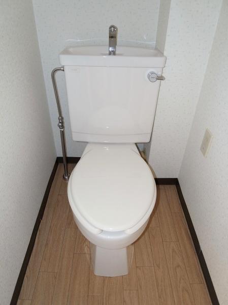 トイレ　トイレ