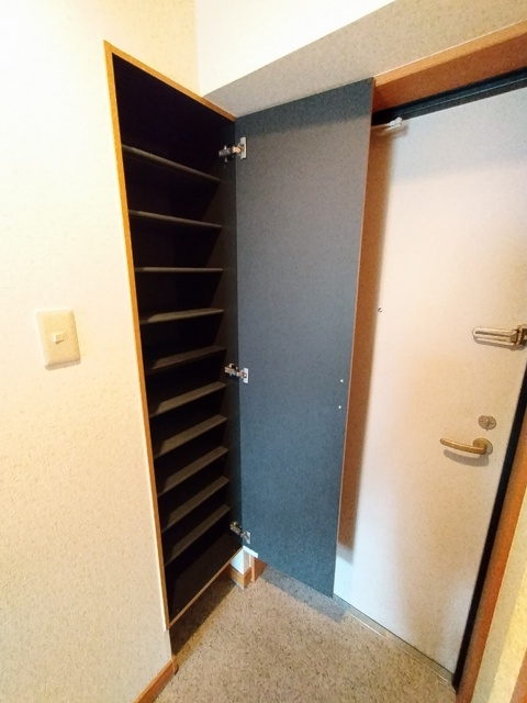 玄関　★シューズボックス付き玄関★